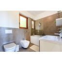 original_1738156806_bathroom-villa-marron.jpg