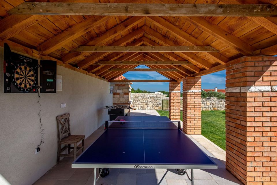 original_1654343127_villa-emilio-dalmatia-croatia-355663592.jpg