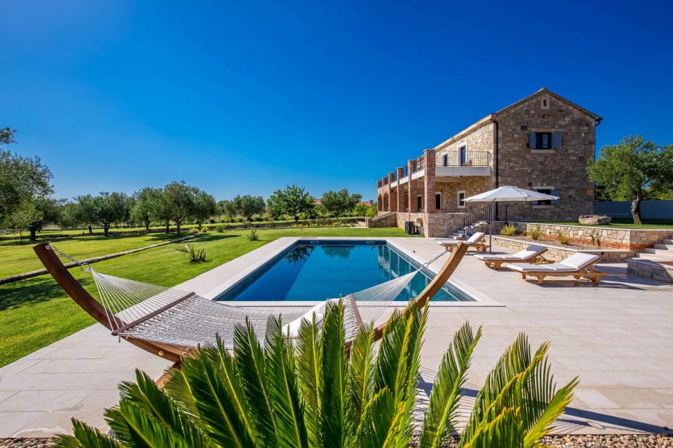 original_1654343217_villa-emilio-dalmatia-croatia-1055112529.jpg