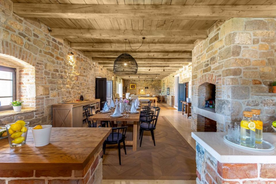 original_1654343235_villa-emilio-dalmatia-croatia-1360889783.jpg