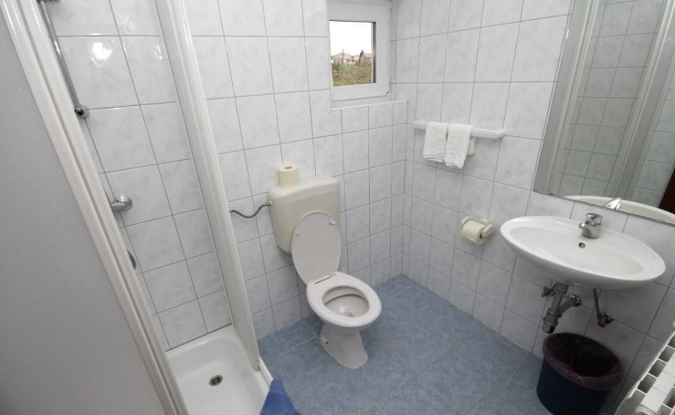 original_1657018880_peroj-room-bathroom-1-l-4.jpg