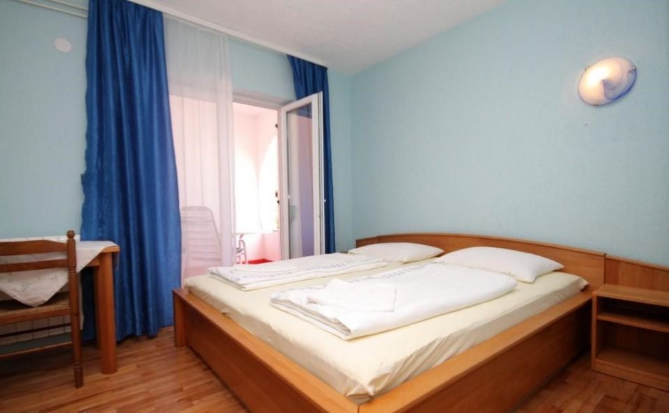 original_1657018891_peroj-room-bedroom-1-l.jpg