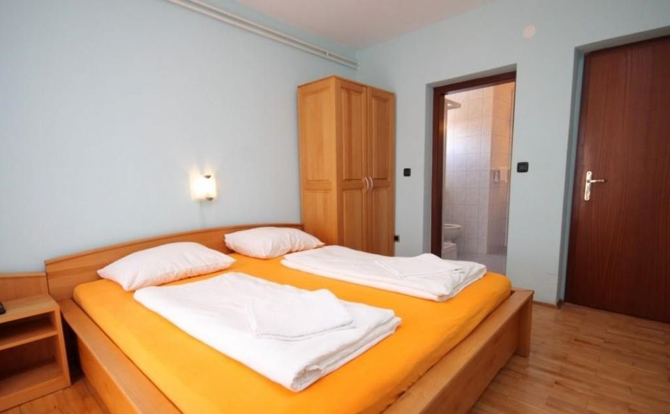 original_1657018894_peroj-room-bedroom-2-l.jpg
