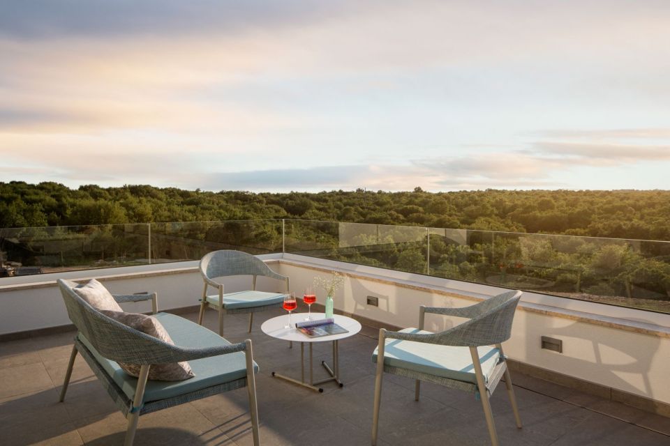 original_1680878456_balcony-2.jpg