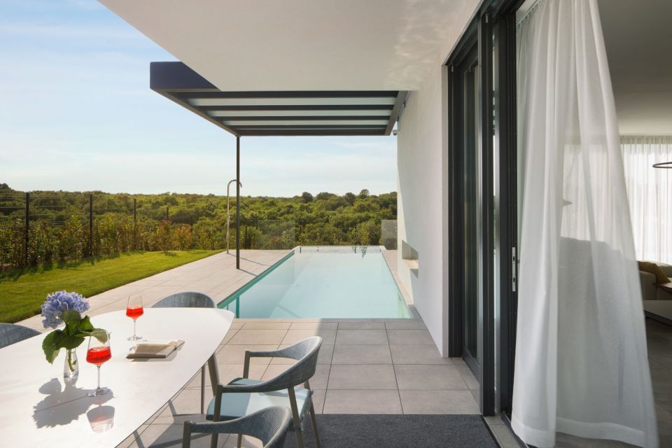original_1680878571_swimming-pool-terrace-2.jpg