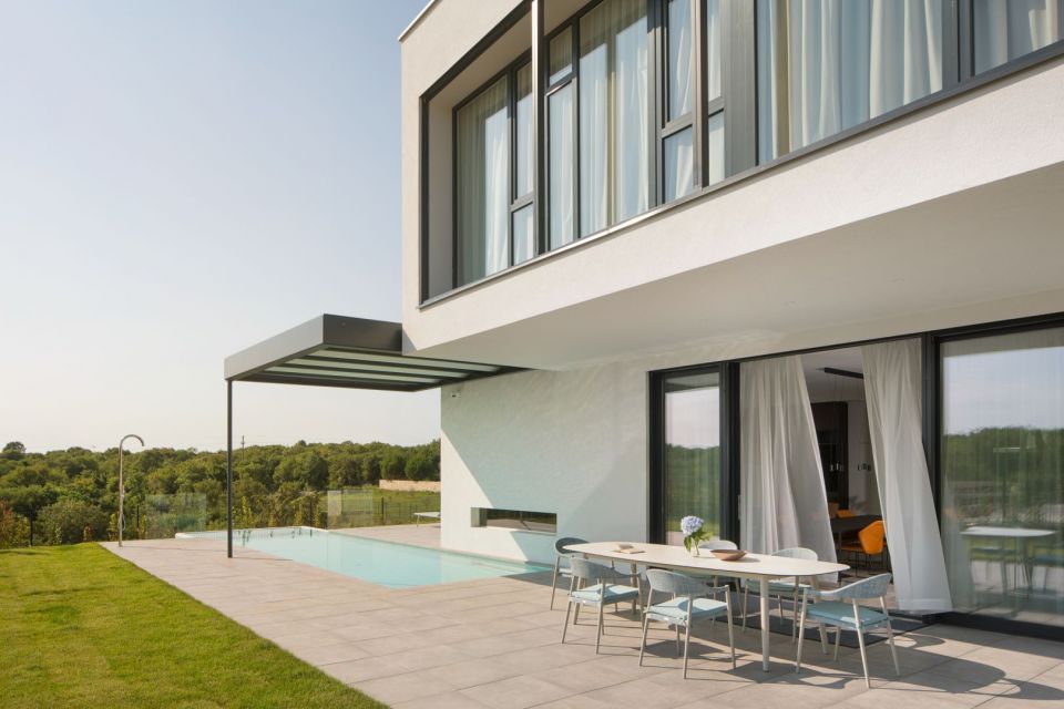 original_1680878583_terrace-outside.jpg