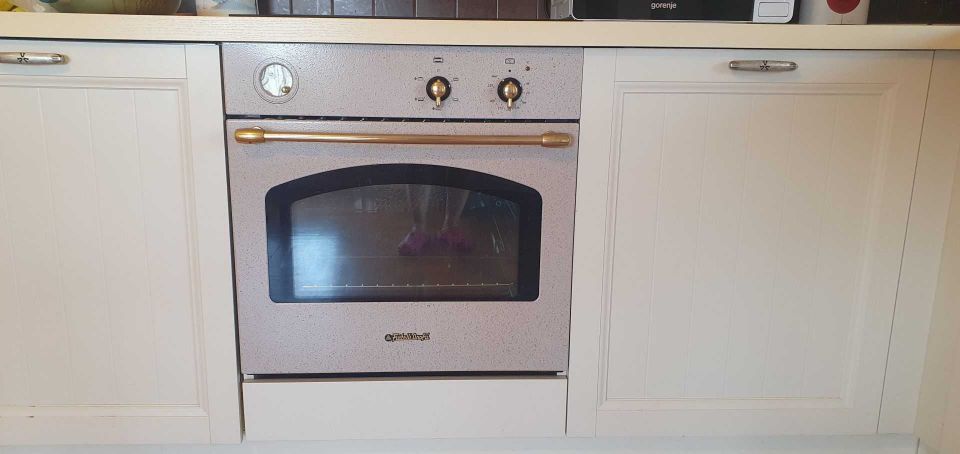 original_1693406960_oven.jpg