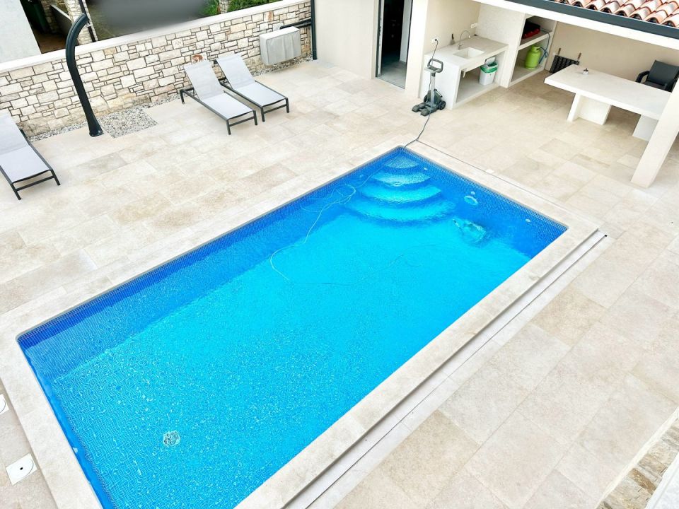 original_1695643000_istria-savudrija-urban-villa-with-pool-and-sea-view-77.jpg