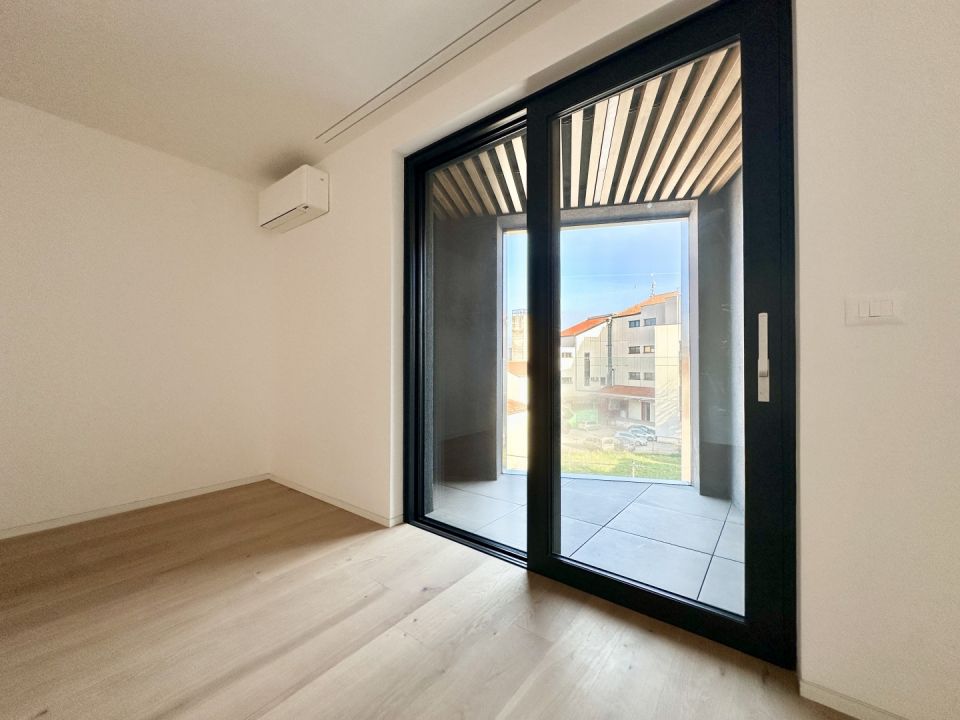 original_1766124123_umag-center-1-bedroom-apartment-in-a-luxury-building-first-row-to-the-sea-6.jpg