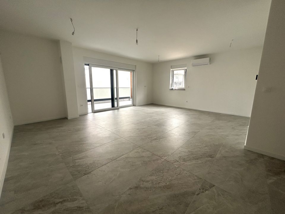 original_1778591243_dnevni-prostor-penthouse-vodice_dux-sibenik.jpg
