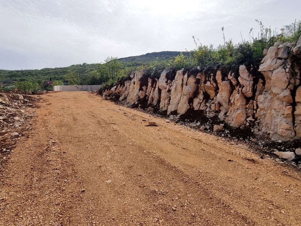 original_1712770478_istra-gradevinsko-zemljiste-s-gradevinskom-dozvolom-pogled-na-more-prodaja.jpg