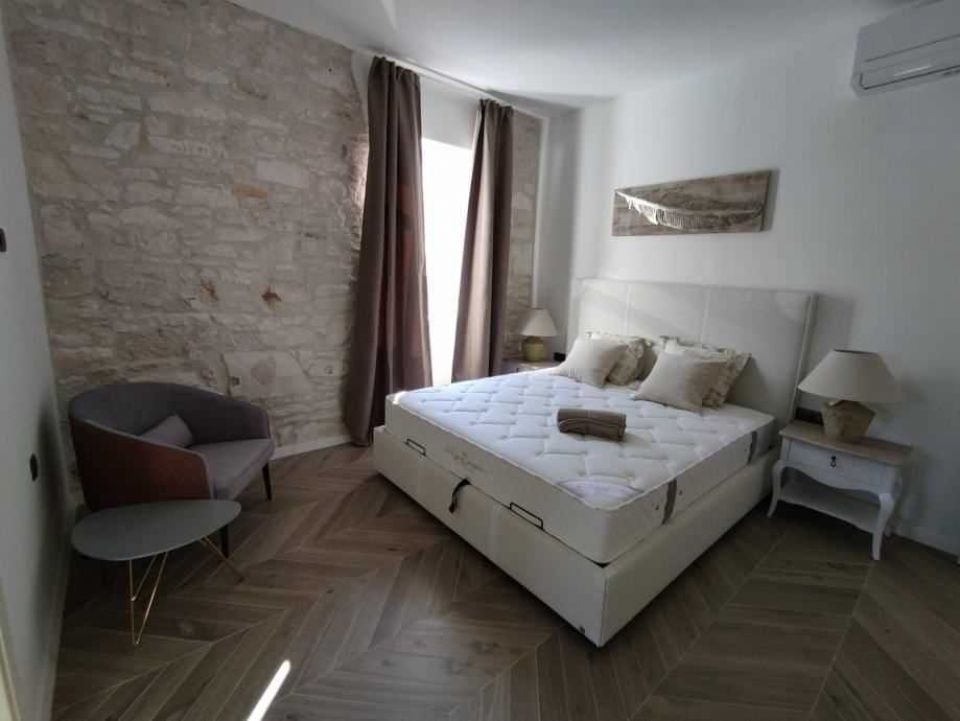 original_1716884396_kuca-pula-350.jpg