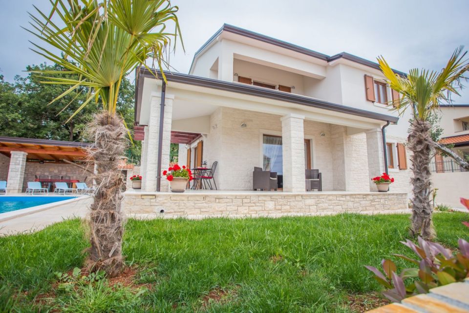 original_1616239371_villas_mit_pool_istrien_4.jpg