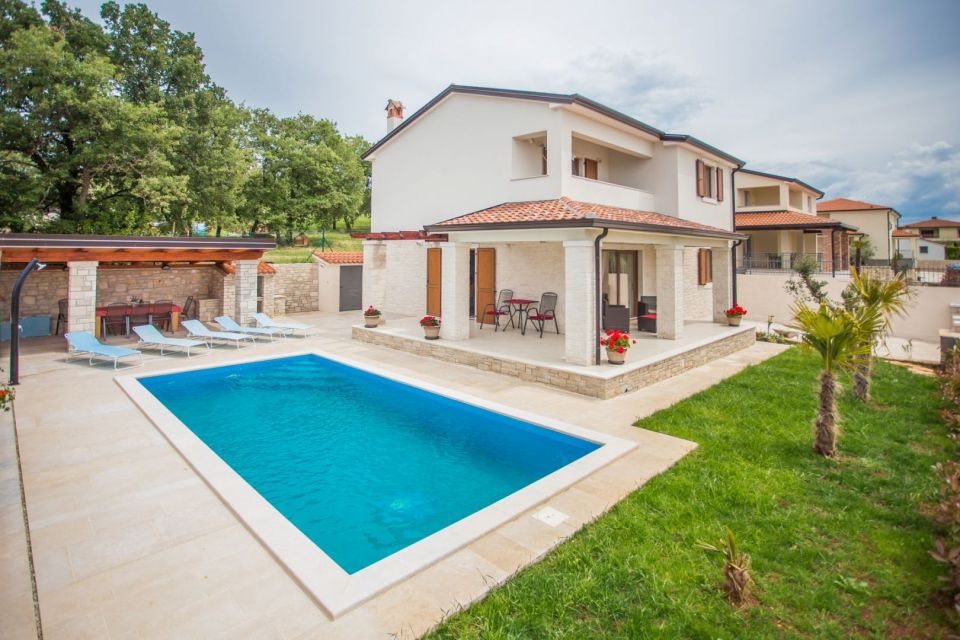 original_1616239387_villas_mit_pool_istrien_9.jpg