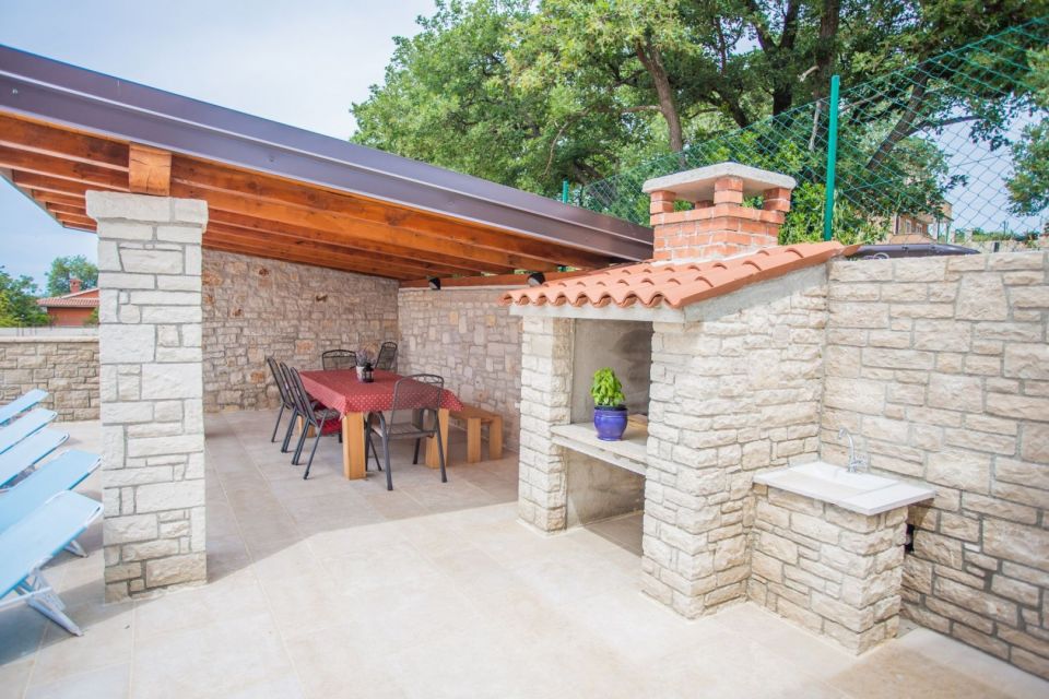 original_1616239423_villas_mit_pool_istrien_15.jpg