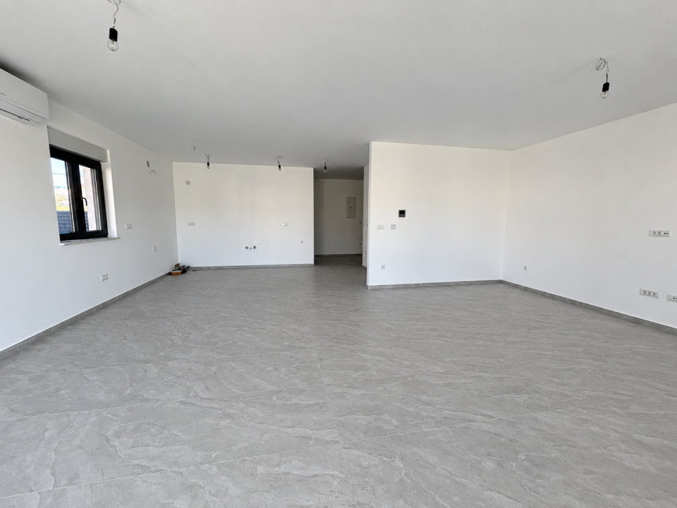 original_1790936266_bright-modern-unfinished-apartment-interior.png