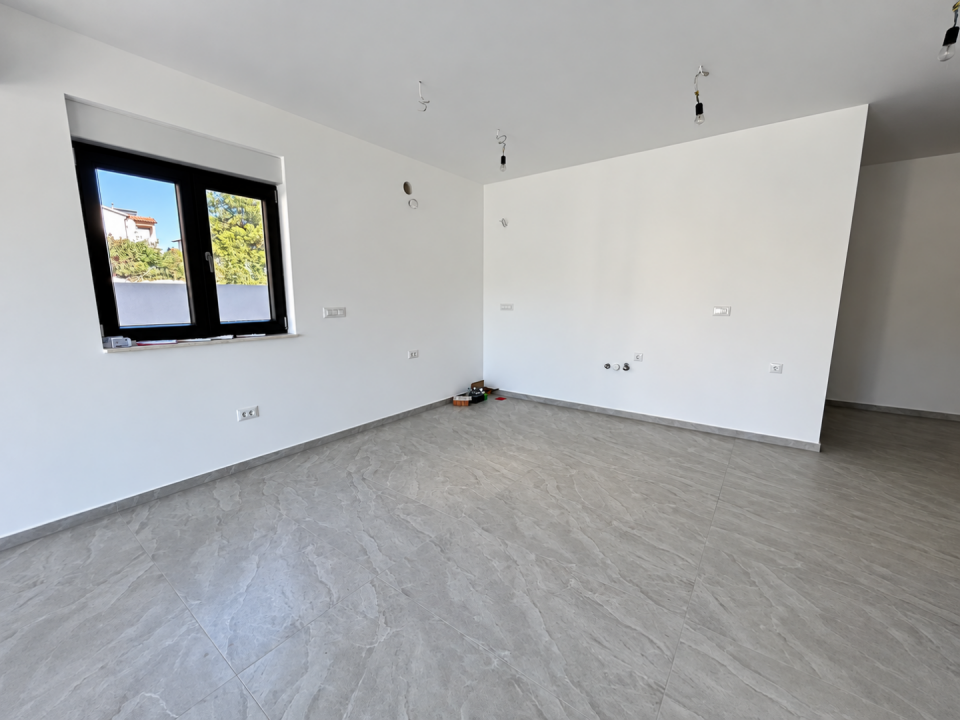 original_1790936493_unfinished-modern-room-with-exposed-fixtures.png