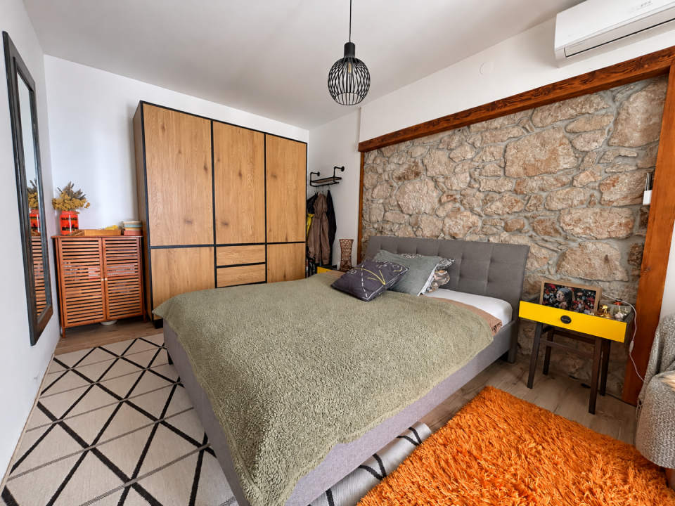 original_1790929558_modern-rustic-bedroom-retreat.png