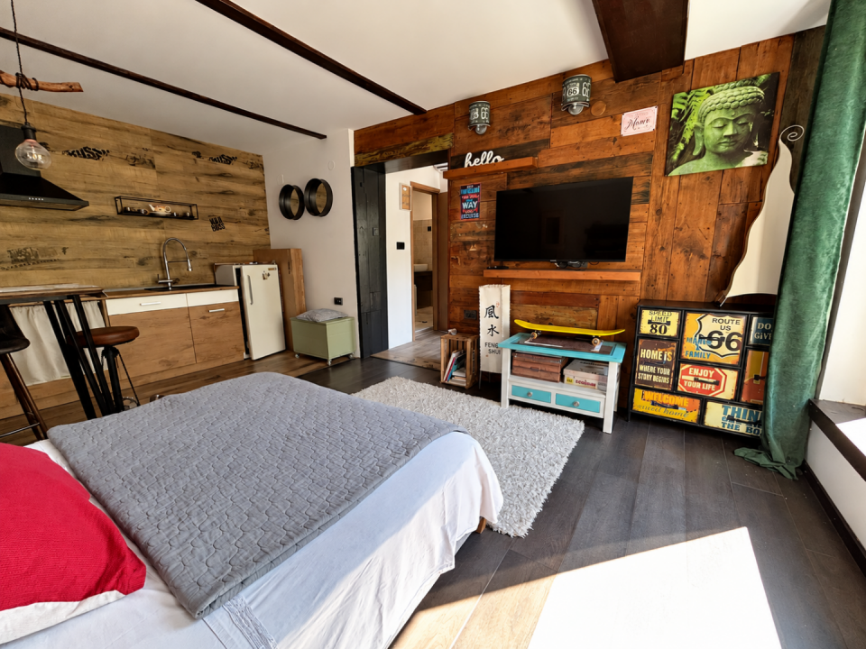 original_1790929598_rustic-sunlit-studio-with-vintage-charm.png