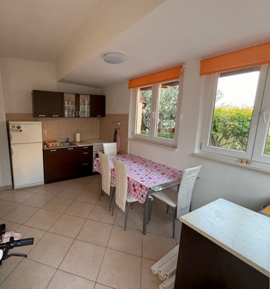 original_1741870895_novigrad-apartman-velikim-vrtom-slika-241906582.jpg
