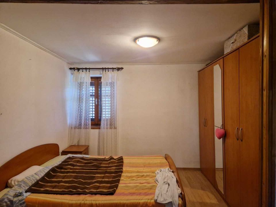 original_1747055469_istra-novigrad-kamena-ljepotica-u-mirnom-naselju-12.jpg