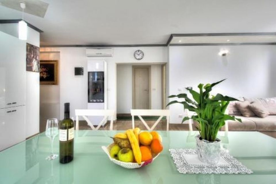 original_1777548446_apartments-riccardo-servicios-c7e4593.jpg