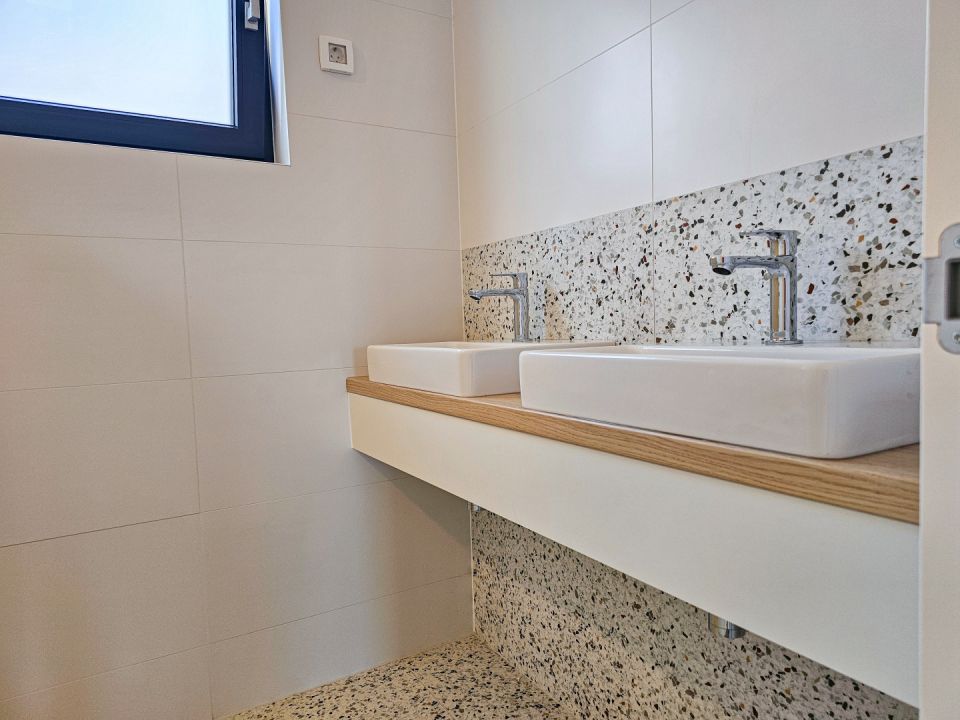 original_1778165757_rab-barbat-luxury-apartment-seaview-17.jpg