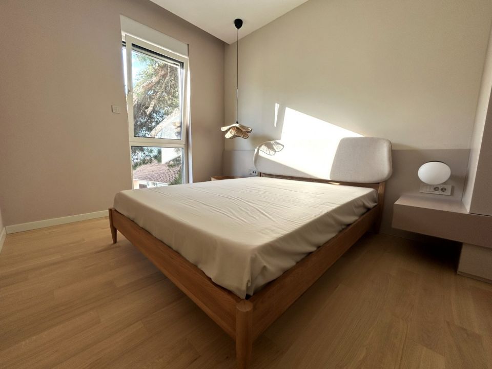 original_1778527957_moderna-soba-svijetle-boje_zaboric_-dux-sibenik_penthouse.jpeg