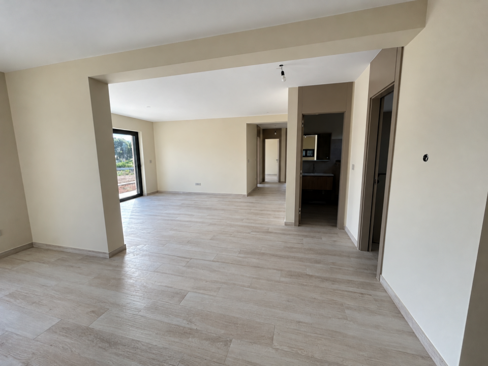 original_1792006843_empty-modern-open-plan-interior.png