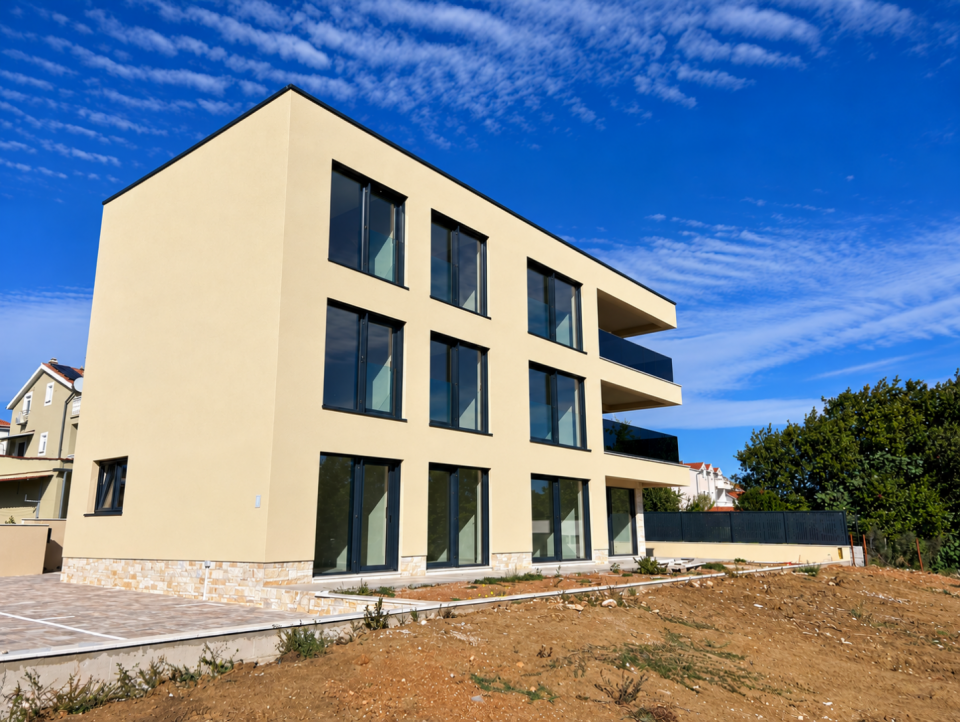 original_1792007207_modern-minimalist-home-under-blue-skies.png