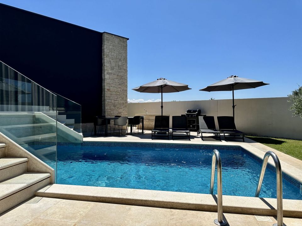 original_1688297452_istra-umag-luxury-villas-with-pool-near-the-sea-36.jpg