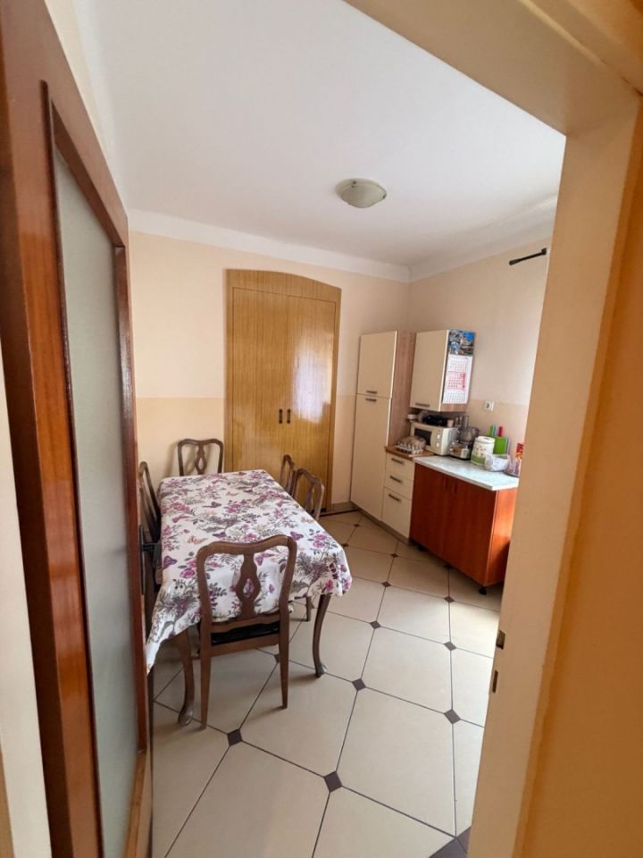 original_1781441929_banderovo-54-m-balkon-zelenilo-useljiv-odmah-odlicna-investicija-slika-2787.jpg