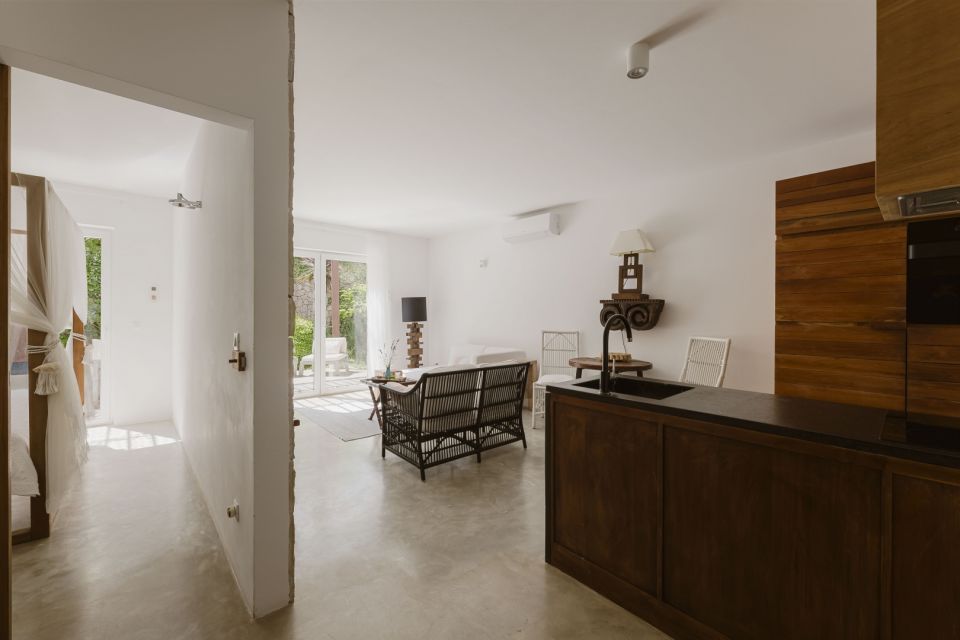 original_1781587509_galboka-apartment-1room-with-pool-1.jpg