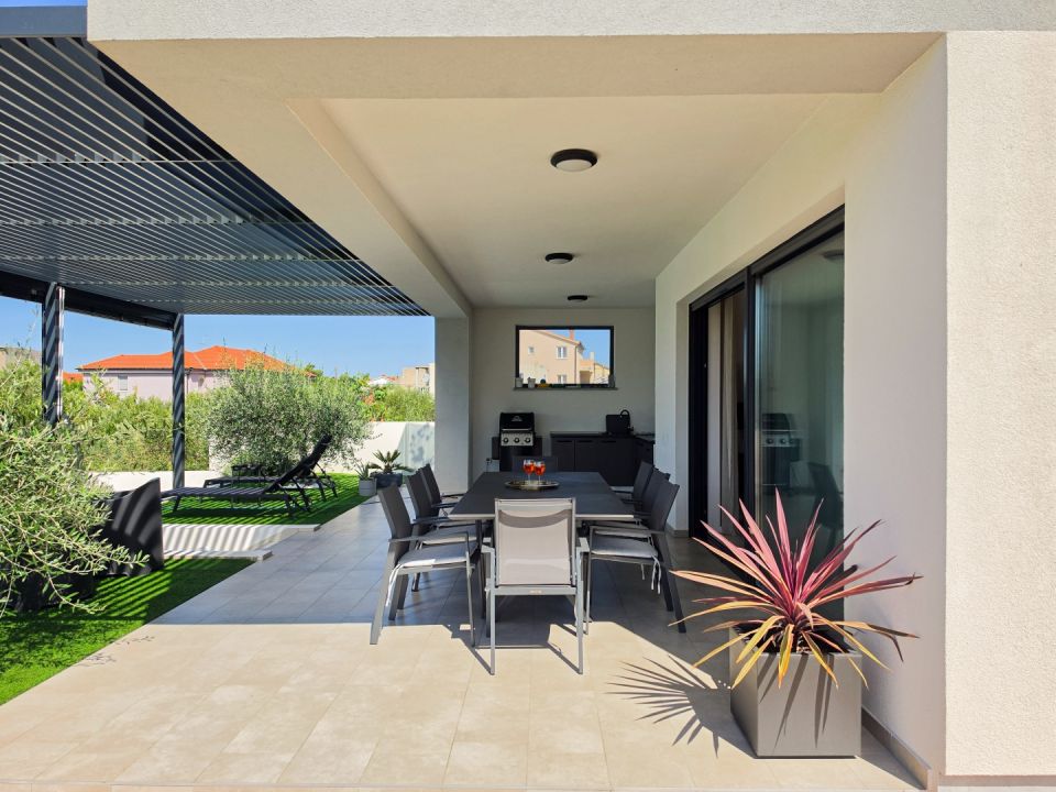 original_1785135863_banjol-modern-villa-with-pool-luxury-81.jpg