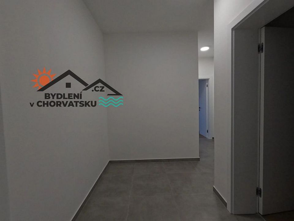 320_cz12.jpg