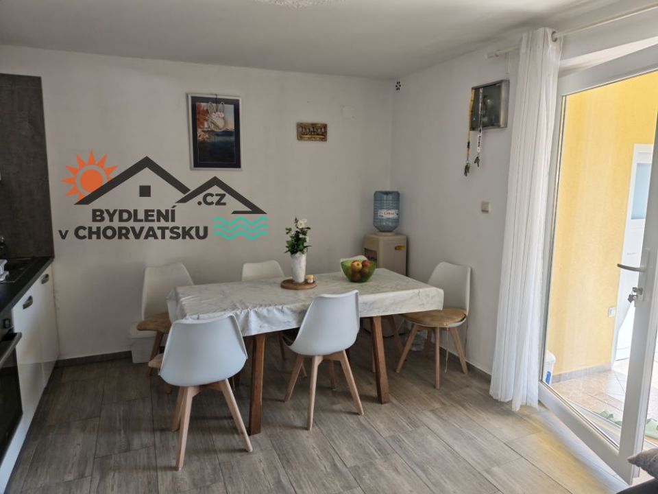 401_cz04.jpg