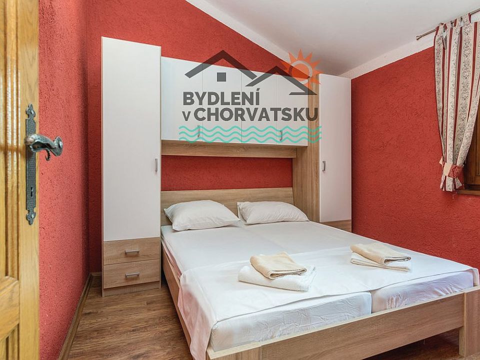 262_cz17.jpg