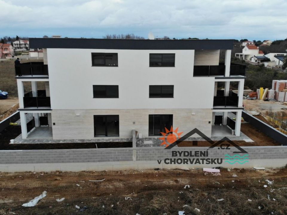 358_cz04.jpg